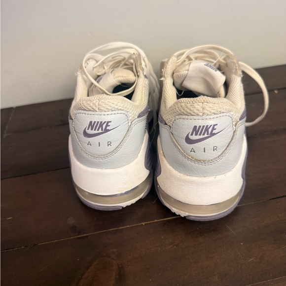 Nike Air Max white & Lavender Sneakers Women’s Size 6 - Picture 2 of 6